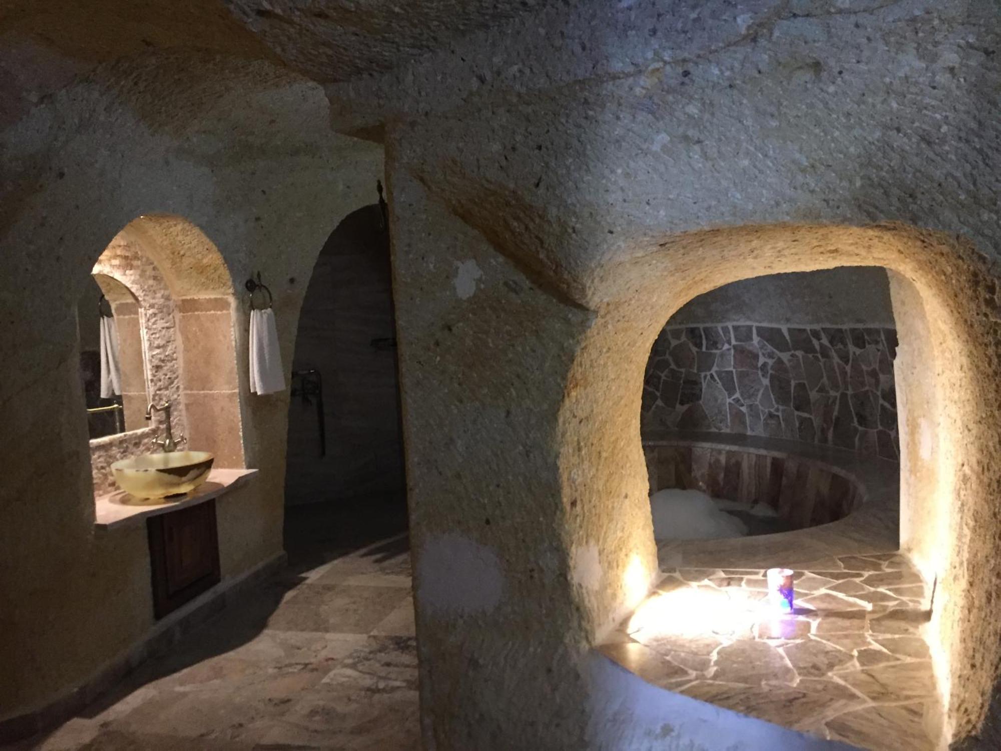 Oread Cave Suites Урґюп Номер фото